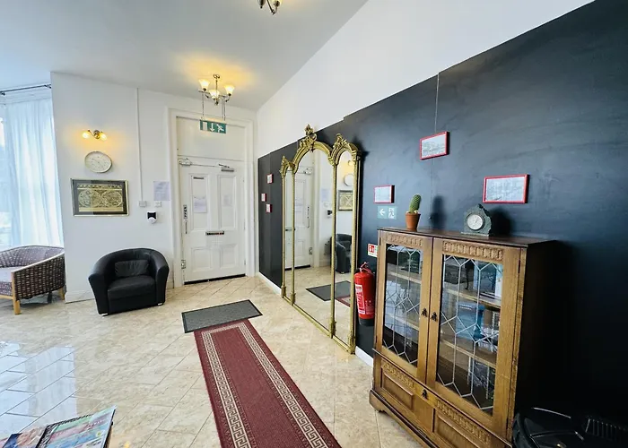 Carlton Court Hotel Eastbourne