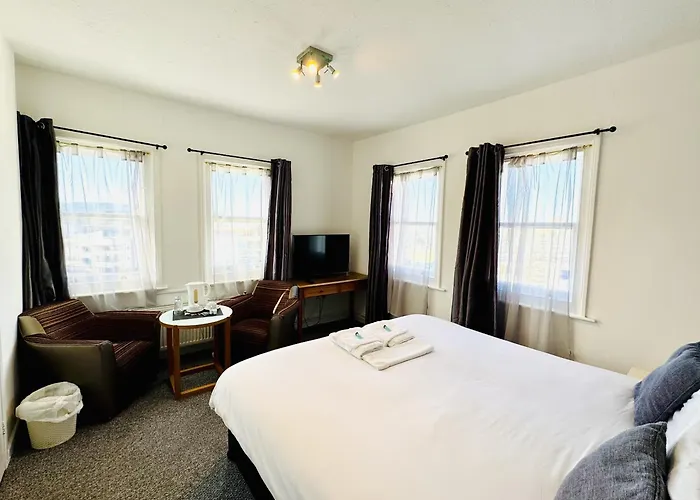 Carlton Court Hotel Eastbourne