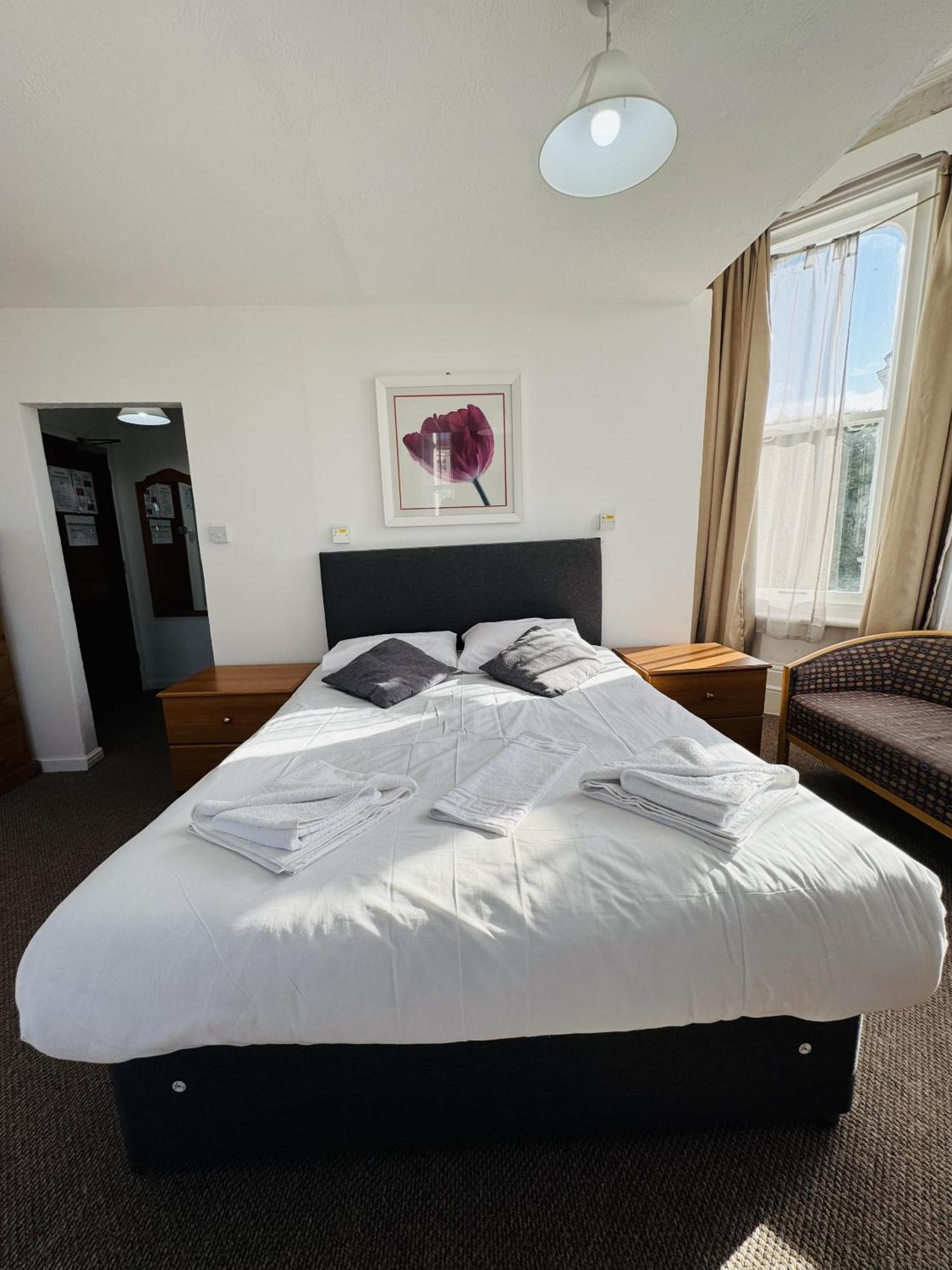 Hotel Carlton Court