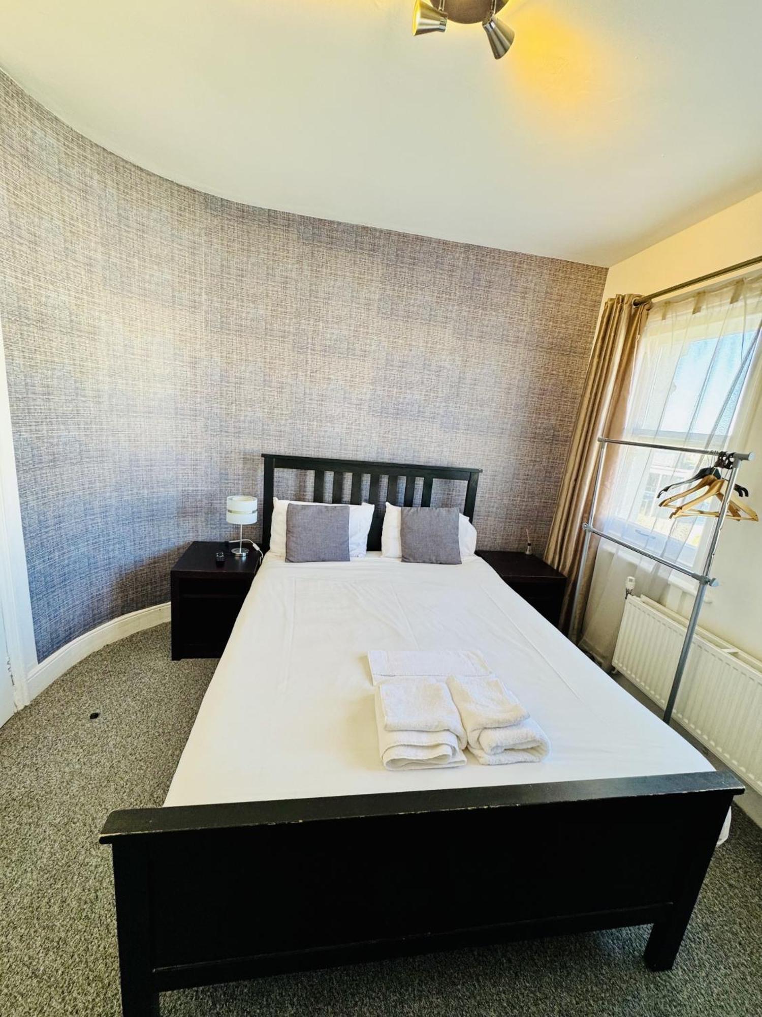 Hotel Carlton Court 3*